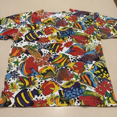 Camisa colorida con cuentas de peces tropicales medianos Lisa International para mujer 69341 Foto 1 de 4