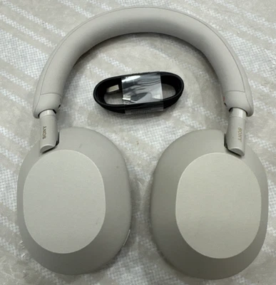 Sony WH-1000XM5 Wireless Noise Cancelling Headphones wh1000xm5 - Silver - Image 1 of 4