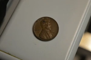 RARE ERROR 194? WHEAT PENNY MISSING PART DATE AND MINT MARK - Picture 1 of 3