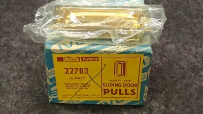 IVES 227-B3 TIRADORES DE PUERTA CORREDERA BEAUTY-GRIP, Acabado Latón Pulido a Mano (G11) Foto 1 de 3