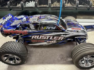 Traxxis Rustler W/ Remote No Motor/esc. Lots Of Upgrades - Picture 1 of 10