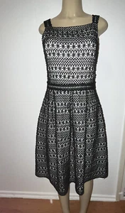 David Meister Black Lined Crochet Evening Party Cocktail Dress Size 10 - Picture 1 of 7