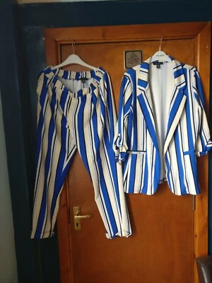 new look striped female suit size 12 - Image 1 of 4