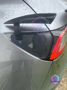 Cubierta protectora de caja de carga AC - DC para Tesla Y & 3 - Imagen 1 de 6