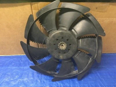 Ventilador condensador Suzuki SX4 AC 95362-79J20 Foto 1 de 4