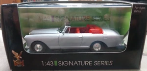 1:43 YATMING 43214SLV BENTLEY S2 CONTINENTAL DHC W/ACRYLLIC CASE NEW - Picture 1 of 3
