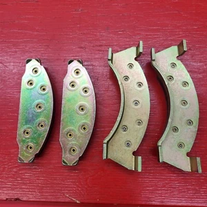 1974 1978 Mustang Pinto Bobcat AMC rivetted disc brake pads Bendix D90 7026 - Picture 1 of 2