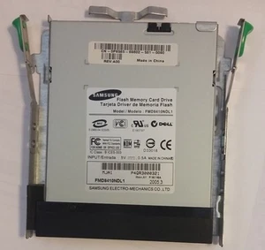 Unidad de tarjeta de memoria flash Dell Samsung FMD8410NDL1 (P6585) incluye lanzamiento rápido - Imagen 1 de 3