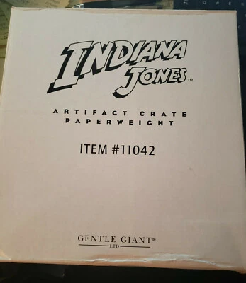 Gentle Giant Indiana Jones Artifact Crate Paperweight SDCC MASTER set PROMO - Imagem 1 de 4