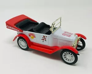 Louisville Cardinals Basketball 1917 Maxwell Limited Edition Diecast Bank - Picture 1 of 5