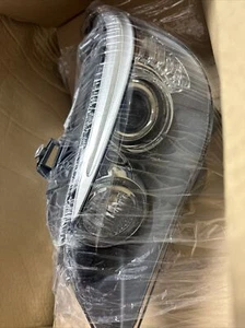 New! BMW M5 Hella Left Headlight Drivers Side Xenon Adaptive 63127045695 - Bild 1 von 9