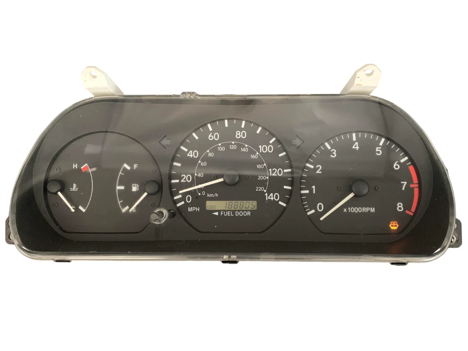 *Cluster velocímetro Toyota Camry 2000 2001 4 cilindros. Motor 5S-FE CE 188.805 millas Foto 1 de 4