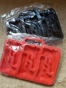 1 Eiswürfelform Pistole 6fach Silikon 3D,ROT super Party Spaß oder für Süßes - Bild 1 von 2