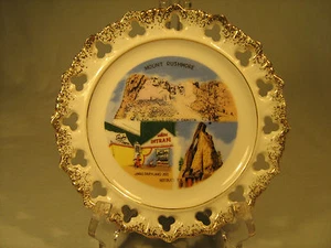 6" Porcelain Collector Plate MOUNT RUSHMORE South Dakota [G2a] - Picture 1 of 3