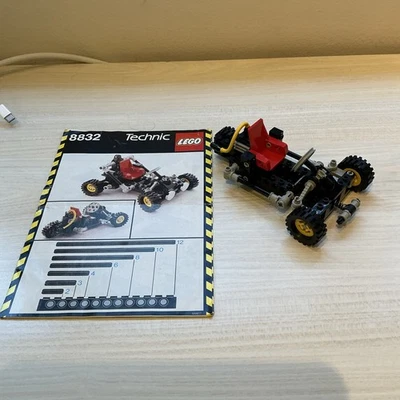 Lego Technic: Roadster (8832) Complete Set w/ Instruction Manual - Image 1 of 4