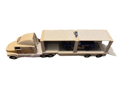 1996 NAPA Auto Parts Truck/Trailer Ron Hornady Jr Collector's item. - Image 1 of 4