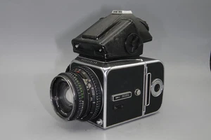 Hasselblad 500C Kit – Planar 80mm, Prism Finder, 120 Back – Needs Service - Picture 1 of 6