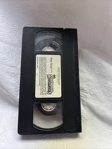 Wee Sing In The Big Wee Sing in Big Rock Candy Mountains VHS 1991 tape only - Imagen 1 de 5