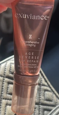 Exuviance Age Reparación Día Inverso 0,5 OZ Tamaño de Viaje  Foto 1 de 3