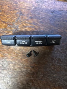 1994-1995 Dodge Ram / Dakota OEM Steering Wheel Mounted Cruise Control Switch - Picture 1 of 10