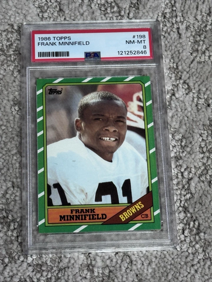 FOOTBALL CARD 1986 TOPPS PSA 8 CLEVELAND BOWNS FRANK MINNIFIELD - Image 1 of 1