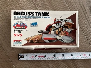 Tanque Orguss 1/144 Auténtico Modelo Escala ARII Modelo Plástico - Imagen 1 de 7