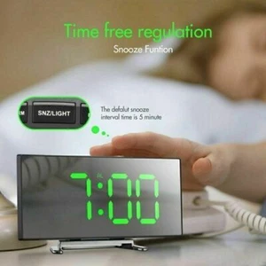 LED Wecker Digital Alarm Wecker Funk Temperatur Schlummerfunktion USB Tischuhr - Bild 1 von 8