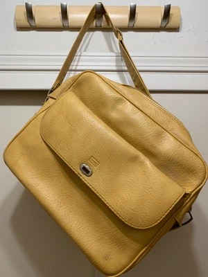 Bolso de hombro vintage de cuero Sears correa ajustable años 70 cremallera amarilla Foto 1 de 4