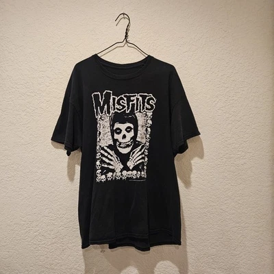 Misfits 2015 Cyclopean officially licensed tee shirt I want your skulls sz XL - Image 1 of 4