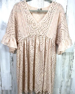 Anthropologie Damengröße 0 Akemi + Kin Boho elfenbeinfarben/cremefarbenes Kleid - Bild 1 von 5