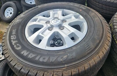 Furgoneta Dodge Promaster 2023-25 OEM despegue aluminio - neumático Nexen - sin TPMS Foto 1 de 2