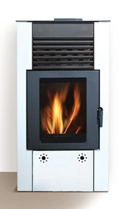 Stufa a pellet Diamante 8,5 kW Policombustibile Made In Italy CONTO TERMICO 2.0 - Foto 1 di 1