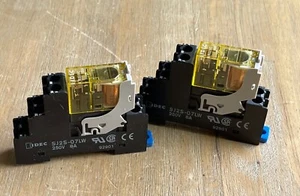 IDEC RJ225-C-D24 RELAY WITH SJ2S-07LW SOCKET BASE LOT OF 2 - Picture 1 of 5