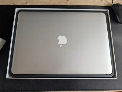 Computer Macbook Pro 15" retina 2014 Intel i7 2.2ghz 4core, 256Gb ssd, 16 gb ram - Immagine 1 di 4