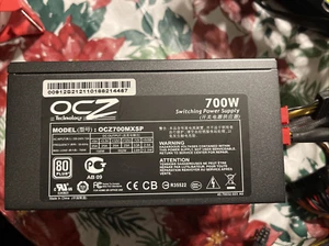OCZ Tech OCZ700MXSP 700W 20+4-Pin ATX Desktop Power Supply - Afbeelding 1 van 3
