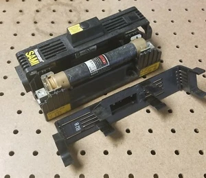 BUSSMANN SAMI R60030-2CR SICHERUNGSHALTER mit FUSETRON FRS-R-1/2 - Bild 1 von 6