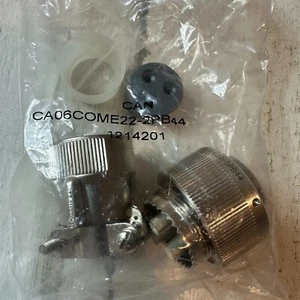 ITT CA06COME22-2PB44 Circular Connector, CA-COM-B, Straight Plug, 3 Contacts - Picture 1 of 7