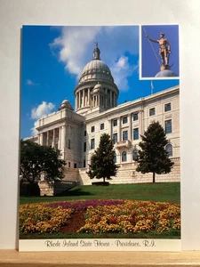 Rhode Island State House: Providence, RI - Vintage Postcard - Picture 1 of 3