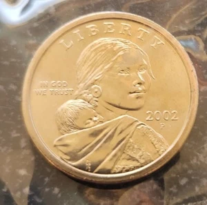 2002 "P" SACAGAWEA NATIVE AMERICAN DOLLAR IN MINT SET HOLDER - Picture 1 of 2