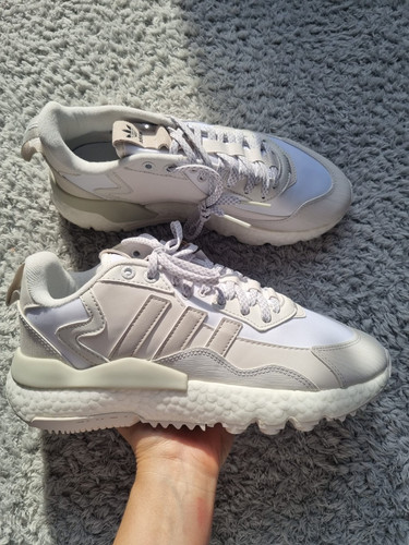 Adidas Nite Jogger invernalizzate FZ3660 taglie UK 8.5; 10 e 10.5 nuove di zecca