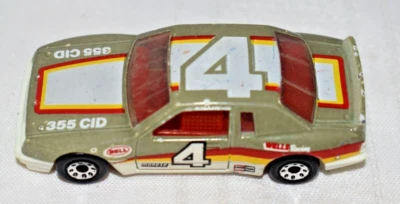 火柴盒 1987 白色别克 Le Sabre 355 CID 号 4 1:65 比例澳门制造 — 第 1/4 张图片