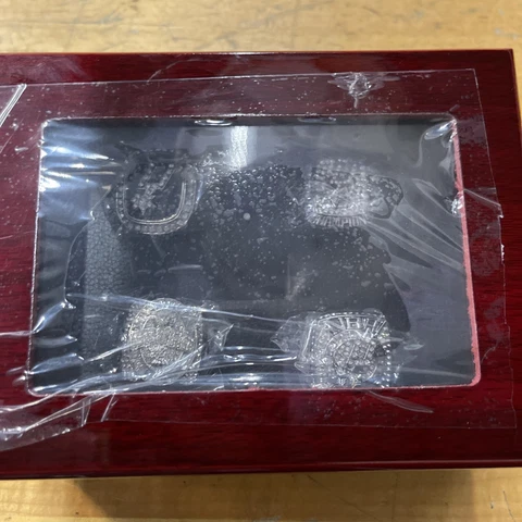 Tim Duncan - San Antonio Spurs Championship 4 Ring Set With Wooden Display Box Cover