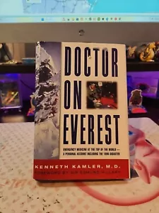 Doctor on Everest : Emergency Medicine at the Top of the World - A Personal... - Picture 1 of 2