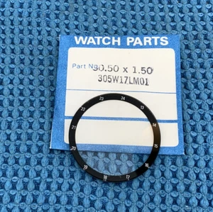 Seiko Crystal 305W17LM01 Unbranded To Fit. New Old Stock. 300-310 L - Picture 1 of 1