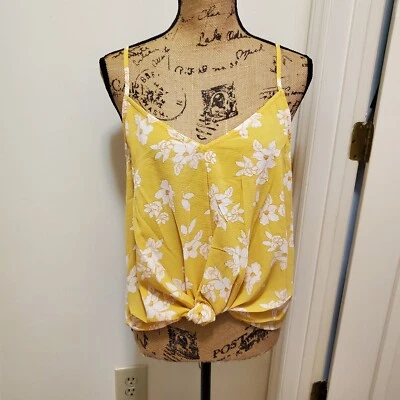 Lush Shirt Womens Large Yellow Floral Spaghetti Strap Crop Polyester V-Neck - Image 1 of 4