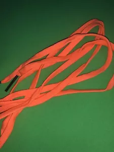 Shoe Laces Vibrant Orange With Black Tips Approx 100cm U.K. Shoe 4-6 Euro 37-40 - Picture 1 of 3