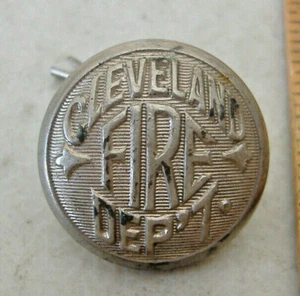 CLEVELAND FIRE DEP'T. BUTTON~SCOVILL MFG. CO. WATERBURY ~B - Picture 1 of 4