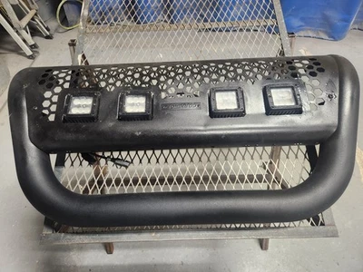 GO RHINO 55341T PUSH BAR/ GRILLE GUARD WITH LED LIGHTS 2019-2025 CHEVY SILVERADO Foto 1 de 4