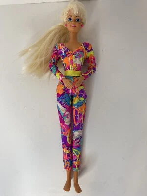 Muñeca articulada 1994 Hot Skatin' Barbie Roller Blade Patines Curvar y Mover Foto 1 de 4