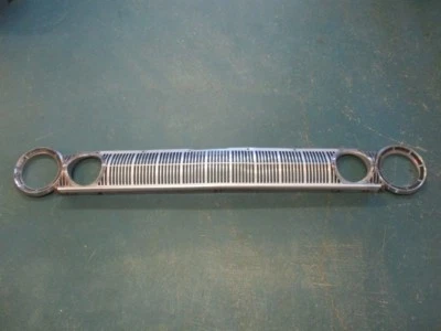 Dodge Polara 330 440 Polara 500 1964 64 parrilla y biseles de faros bonito usado Foto 1 de 4